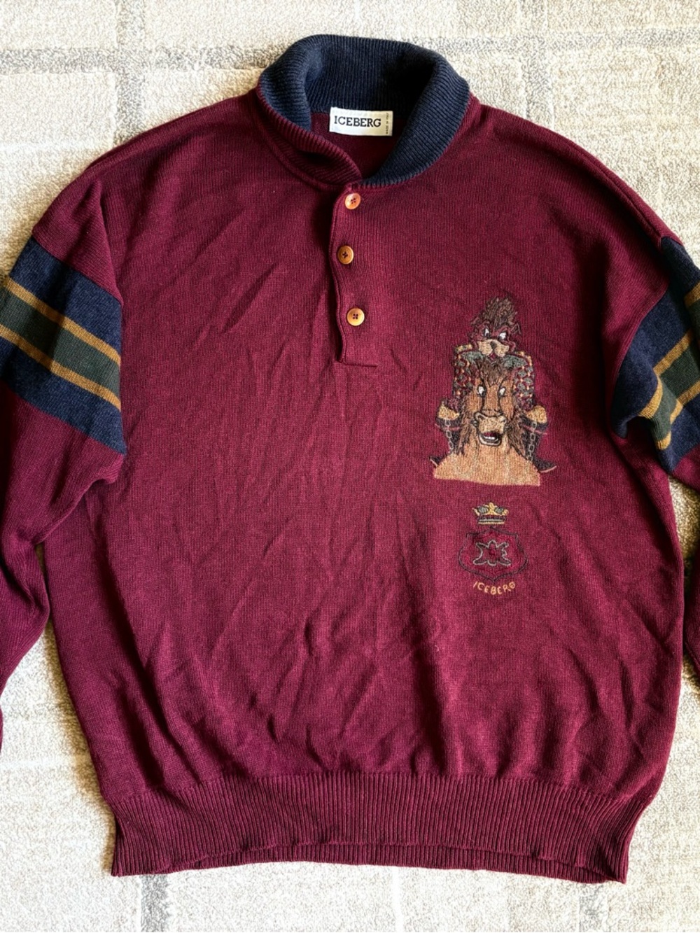 Vintage Iceberg History Horse And Dog With Crest 90s 100% Virgin Wool EUC Size 5